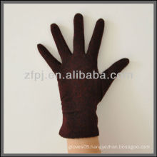 lady red woolen glove